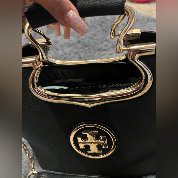 Tory Burch Black and Gold Handbag - Picture 2 of 5